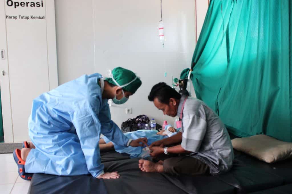 This Doctor Is Transforming Old Barges Into Floating Hospitals To Impact The Lives Of Remote Islanders