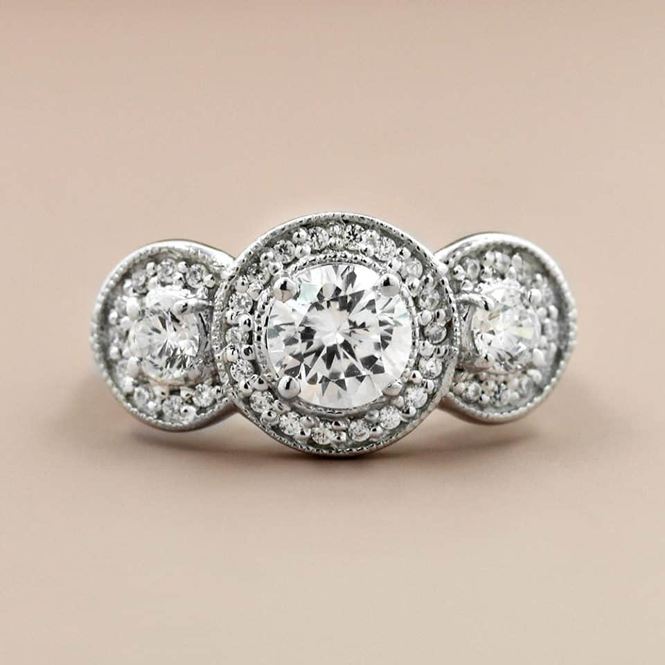 Miadonna social good wedding ring
